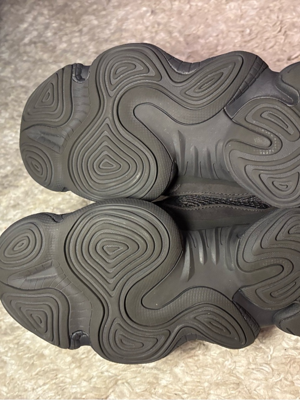 Adidas yeezy 500 ‘utility black’ - Picture 7 of 9